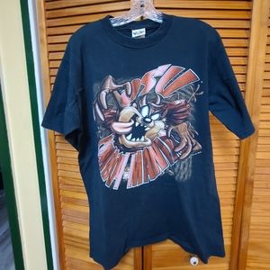 Vintage 90s OSU Cowboy Mania  Taz looney tune shirt